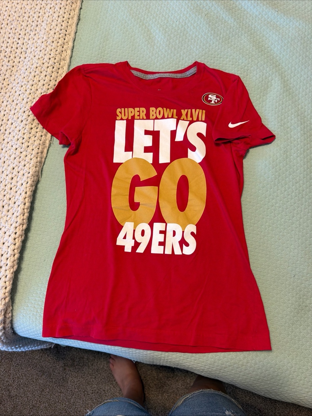 Nike Red Short-Sleeve Graphic 49er Tee with Gold Accents Medium